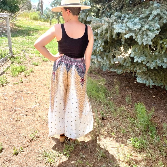 Bohemian Hippie Flowy Wide Leg Pants With Overlay - Picture 4 of 6